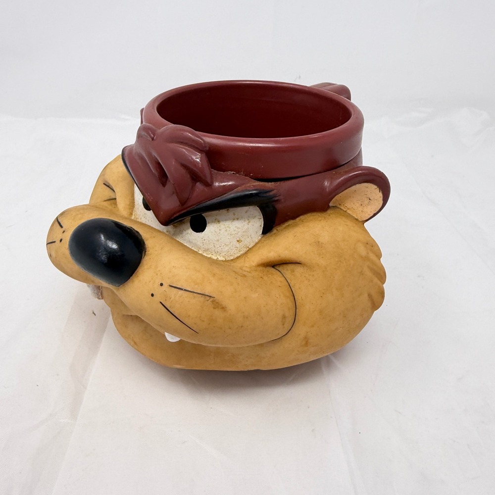 Vintage 1993 Warner Bros Tasmanian Devil Taz 3D Plastic Mug Looney Tunes